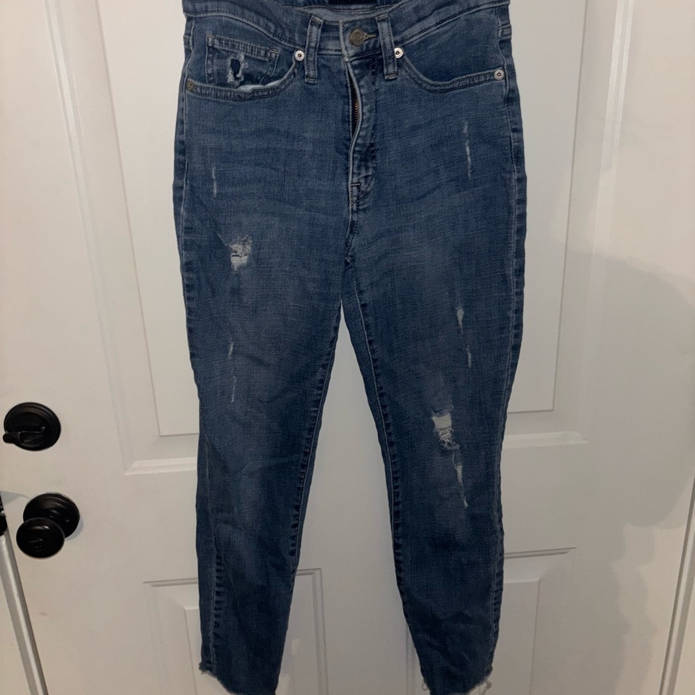 Lucky Brand Blue Distressed Ankle Jeans